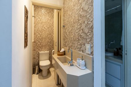 Casa para alugar com 300m², 3 quartos e 4 vagas Casa para alugar com 300m², 3 quartos e 4 vagasLavabo