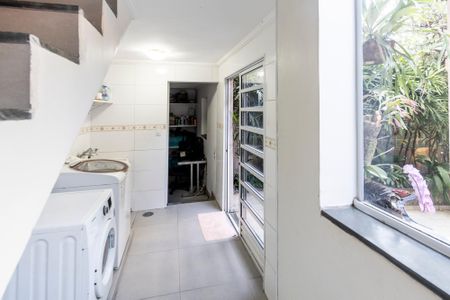 Casa para alugar com 300m², 3 quartos e 4 vagas Casa para alugar com 300m², 3 quartos e 4 vagasÁrea de Serviço