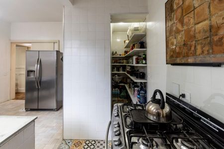 Casa para alugar com 300m², 3 quartos e 4 vagas Casa para alugar com 300m², 3 quartos e 4 vagasCozinha