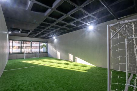 Apartamento à venda com 244m², 4 quartos e 4 vagas Apartamento à venda com 244m², 4 quartos e 4 vagasÁrea comum - Quadra