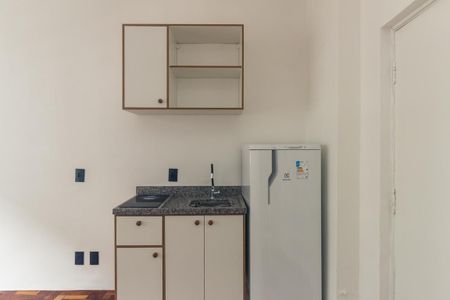 Studio para alugar com 24m², 1 quarto e sem vaga Studio para alugar com 24m², 1 quarto e sem vagaCozinha