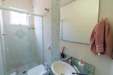 Casa para alugar com 100m², 2 quartos e 1 vaga Casa para alugar com 100m², 2 quartos e 1 vagaBanheiro Social