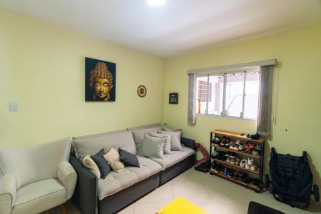 Casa para alugar com 100m², 2 quartos e 1 vaga Casa para alugar com 100m², 2 quartos e 1 vagaSala