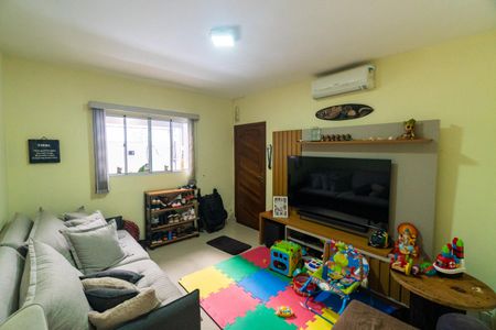 Casa para alugar com 100m², 2 quartos e 1 vaga Casa para alugar com 100m², 2 quartos e 1 vagaSala