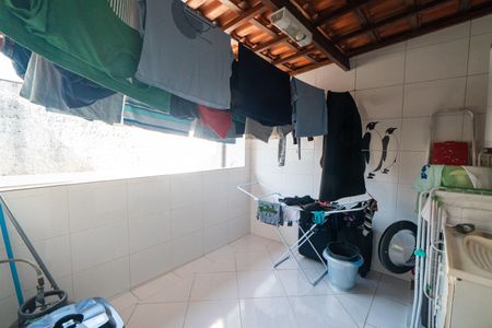 Casa para alugar com 100m², 2 quartos e 1 vaga Casa para alugar com 100m², 2 quartos e 1 vagaÁrea de Serviço