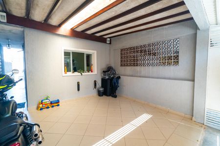 Casa para alugar com 100m², 2 quartos e 1 vaga Casa para alugar com 100m², 2 quartos e 1 vagaGaragem