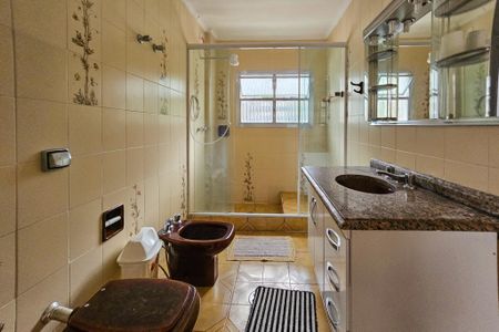 Apartamento para alugar com 118m², 3 quartos e 1 vaga Apartamento para alugar com 118m², 3 quartos e 1 vagaBanheiro 2