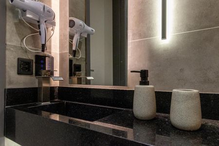 Studio para alugar com 27m², 1 quarto e sem vaga Studio para alugar com 27m², 1 quarto e sem vagaBanheiro