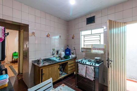 Casa à venda com 320m², 2 quartos e 2 vagas Casa à venda com 320m², 2 quartos e 2 vagasCozinha