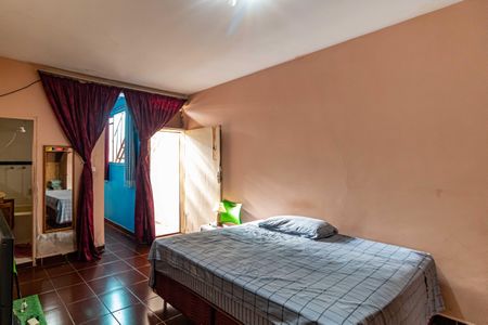 Casa à venda com 320m², 2 quartos e 2 vagas Casa à venda com 320m², 2 quartos e 2 vagasSuite