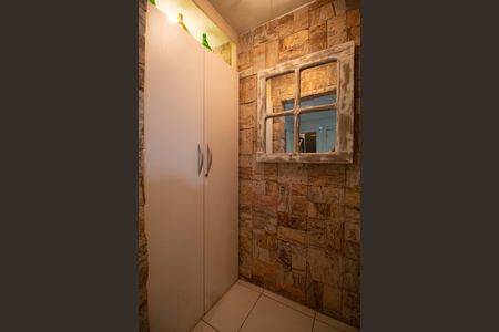 Casa para alugar com 250m², 6 quartos e 2 vagas Casa para alugar com 250m², 6 quartos e 2 vagasQuarto 1