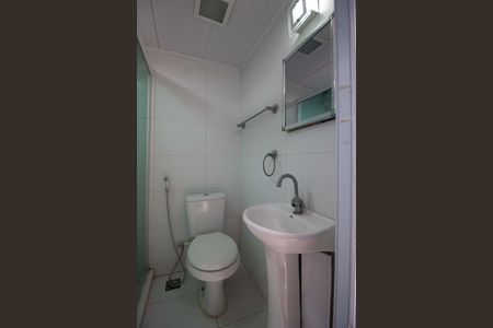 Casa para alugar com 250m², 6 quartos e 2 vagas Casa para alugar com 250m², 6 quartos e 2 vagasBanheiro social 2