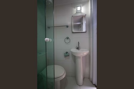 Casa para alugar com 250m², 6 quartos e 2 vagas Casa para alugar com 250m², 6 quartos e 2 vagasBanheiro social 2