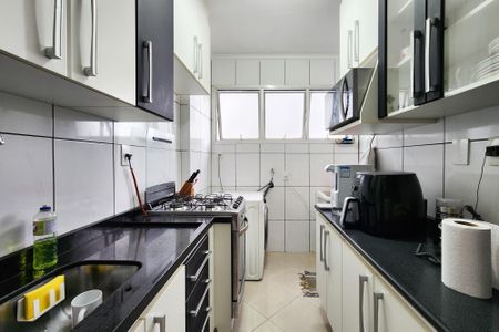 Apartamento à venda com 60m², 2 quartos e 1 vaga Apartamento à venda com 60m², 2 quartos e 1 vagaCozinha