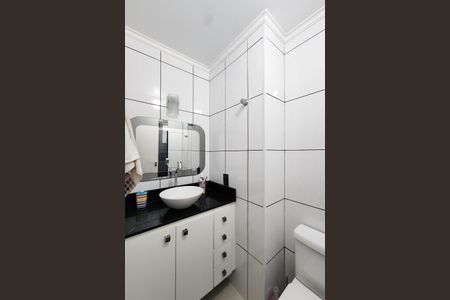 Apartamento à venda com 60m², 2 quartos e 1 vaga Apartamento à venda com 60m², 2 quartos e 1 vagaBanheiro