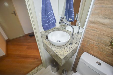 Apartamento à venda com 70m², 3 quartos e 1 vaga Apartamento à venda com 70m², 3 quartos e 1 vagaLavabo
