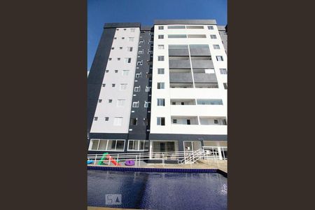 Apartamento à venda com 60m², 2 quartos e 1 vaga Apartamento à venda com 60m², 2 quartos e 1 vagaFachada