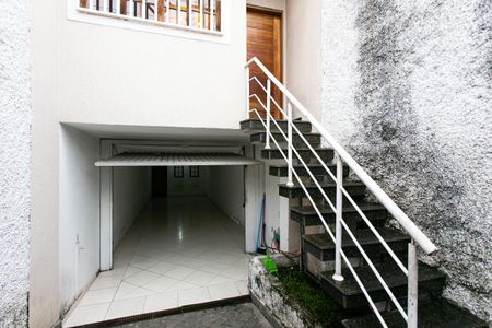 Casa à venda com 200m², 3 quartos e 4 vagas Casa à venda com 200m², 3 quartos e 4 vagasGaragem