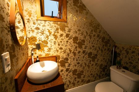 Casa à venda com 200m², 3 quartos e 4 vagas Casa à venda com 200m², 3 quartos e 4 vagasLavabo