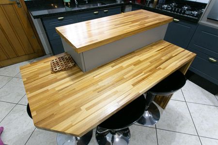 Casa à venda com 200m², 3 quartos e 4 vagas Casa à venda com 200m², 3 quartos e 4 vagasCozinha