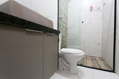 Casa à venda com 200m², 3 quartos e 4 vagas Casa à venda com 200m², 3 quartos e 4 vagasBanheiro Social