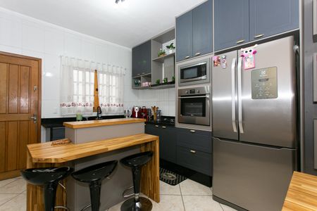 Casa à venda com 200m², 3 quartos e 4 vagas Casa à venda com 200m², 3 quartos e 4 vagasCozinha