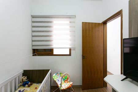 Casa à venda com 200m², 3 quartos e 4 vagas Casa à venda com 200m², 3 quartos e 4 vagasQuarto 2