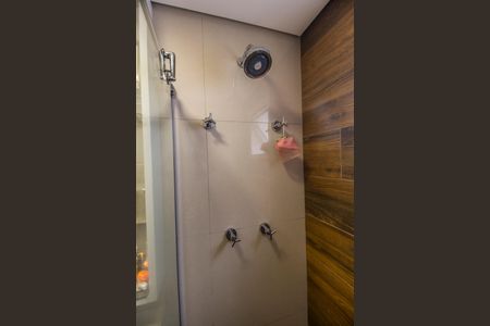 Apartamento para alugar com 63m², 2 quartos e 1 vaga Apartamento para alugar com 63m², 2 quartos e 1 vagaBanheiro da Suíte