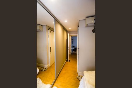 Apartamento para alugar com 63m², 2 quartos e 1 vaga Apartamento para alugar com 63m², 2 quartos e 1 vagaBanheiro da Suíte