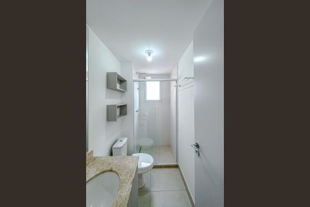 Apartamento para alugar com 68m², 2 quartos e 1 vaga Apartamento para alugar com 68m², 2 quartos e 1 vagaBanheiro da Suíte