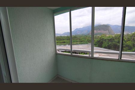 Apartamento para alugar com 83m², 2 quartos e 1 vaga Apartamento para alugar com 83m², 2 quartos e 1 vagasala - varanda