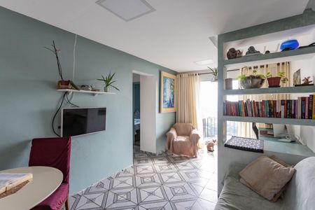 Apartamento à venda com 58m², 2 quartos e 1 vaga Apartamento à venda com 58m², 2 quartos e 1 vagaSala
