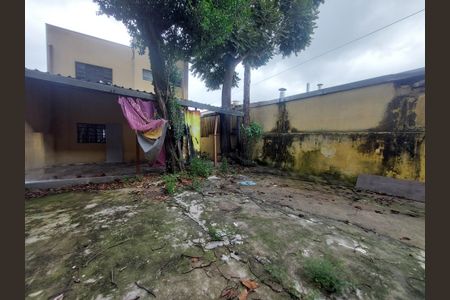 Casa à venda com 230m², 5 quartos e 2 vagas Casa à venda com 230m², 5 quartos e 2 vagasÁrea comum