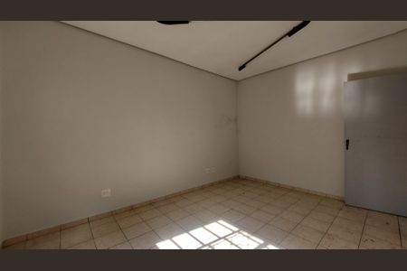 Casa à venda com 230m², 5 quartos e 2 vagas Casa à venda com 230m², 5 quartos e 2 vagasQuarto 5