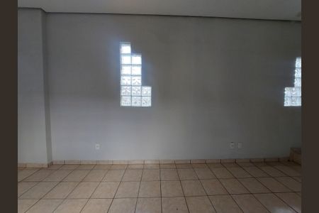 Casa à venda com 230m², 5 quartos e 2 vagas Casa à venda com 230m², 5 quartos e 2 vagasQuarto 4