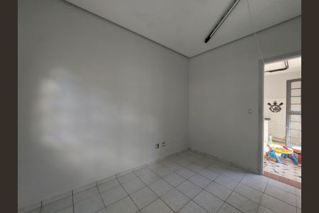 Casa à venda com 230m², 5 quartos e 2 vagas Casa à venda com 230m², 5 quartos e 2 vagasQuarto 4