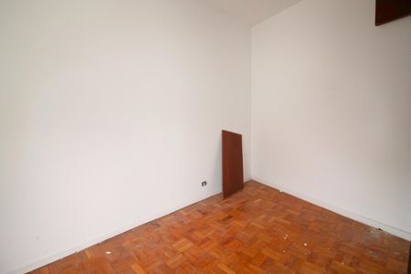 Casa à venda com 290m², 5 quartos e 2 vagas Casa à venda com 290m², 5 quartos e 2 vagasQuarto de Serviço