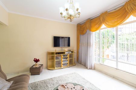 Sala de casa para alugar com 2 quartos, 160m² em Cidade Antônio Estevão de Carvalho, São Paulo