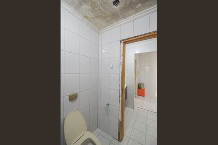 Apartamento à venda com 66m², 2 quartos e 2 vagas Apartamento à venda com 66m², 2 quartos e 2 vagasBanheiro