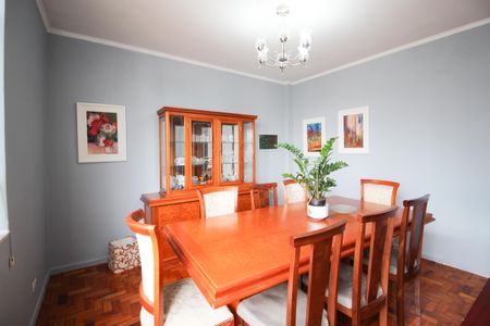 Apartamento para alugar com 120m², 3 quartos e 1 vaga Apartamento para alugar com 120m², 3 quartos e 1 vagaSala