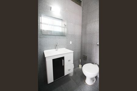 Apartamento para alugar com 120m², 3 quartos e 1 vaga Apartamento para alugar com 120m², 3 quartos e 1 vagaBanheiro da Suíte 1