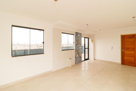 Apartamento à venda com 119m², 2 quartos e sem vaga Apartamento à venda com 119m², 2 quartos e sem vagaSala