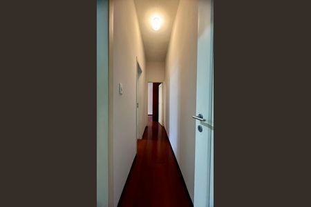 Apartamento à venda com 61m², 1 quarto e sem vaga Apartamento à venda com 61m², 1 quarto e sem vagaCorredor