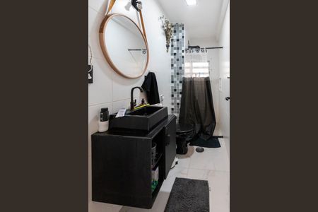 Apartamento à venda com 55m², 2 quartos e 1 vaga Apartamento à venda com 55m², 2 quartos e 1 vagaBanheiro