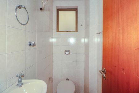 Apartamento à venda com 87m², 2 quartos e 1 vaga Apartamento à venda com 87m², 2 quartos e 1 vagaBanheiro Auxiliar