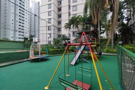 Apartamento para alugar com 68m², 2 quartos e 1 vaga Apartamento para alugar com 68m², 2 quartos e 1 vagaÁrea comum - Playground