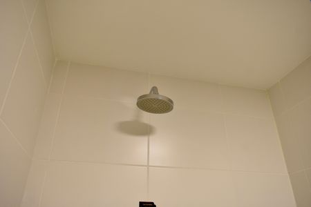 Studio à venda com 27m², 0 quarto e sem vaga Studio à venda com 27m², 0 quarto e sem vagaStudio Banheiro