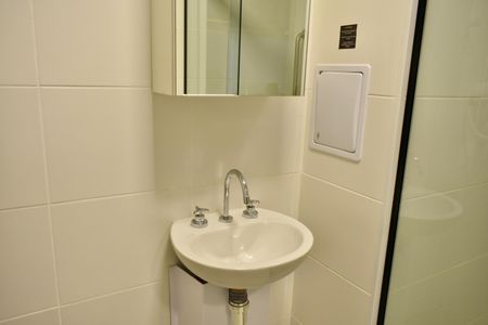 Studio à venda com 27m², 1 quarto e sem vaga Studio à venda com 27m², 1 quarto e sem vagaStudio Banheiro