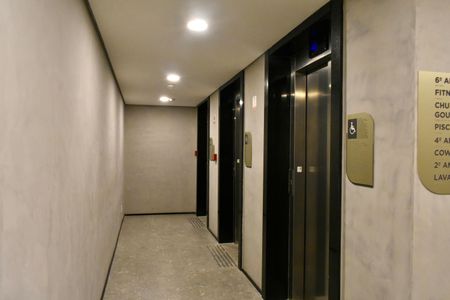 Studio à venda com 27m², 1 quarto e sem vaga Studio à venda com 27m², 1 quarto e sem vagaHall de entrada