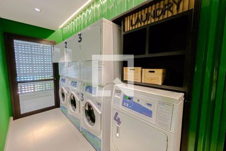 Studio à venda com 24m², 1 quarto e sem vaga Studio à venda com 24m², 1 quarto e sem vagaÁrea comum - Lavanderia